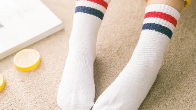 Stepping Up the Style: A Guide to Trendy Boys Socks